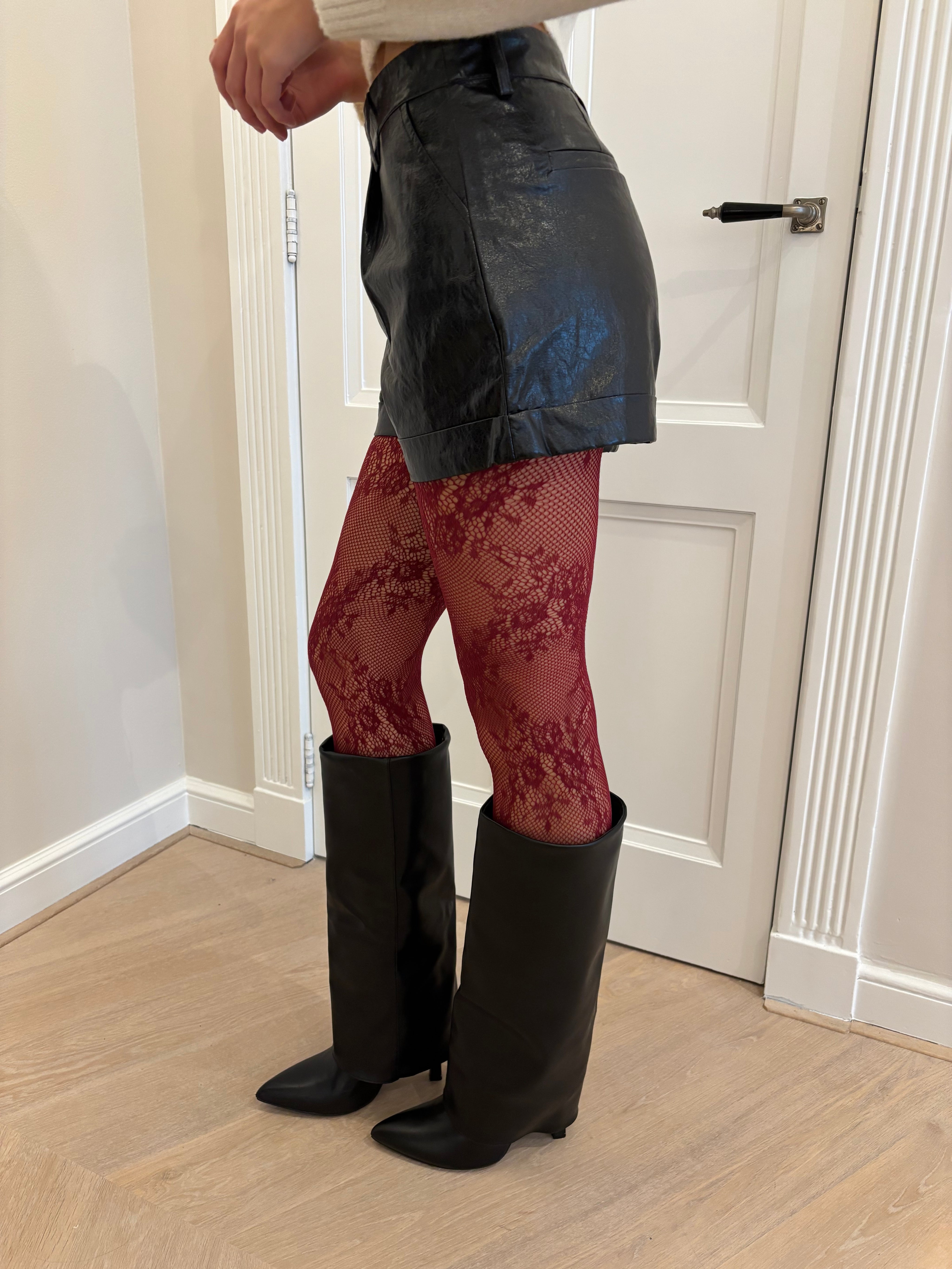 "Lace" burgundy tights