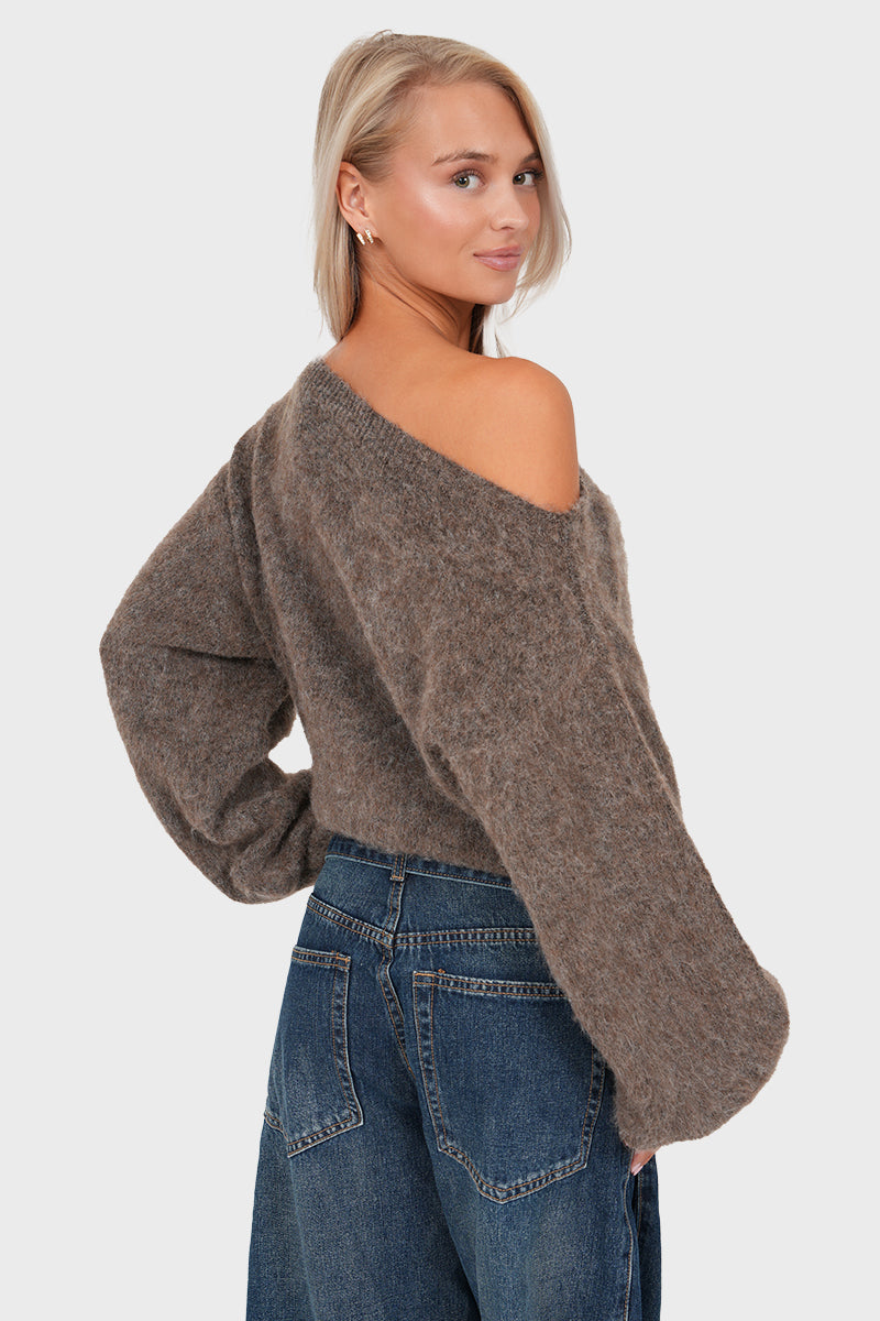 "Emmie" sweater brown