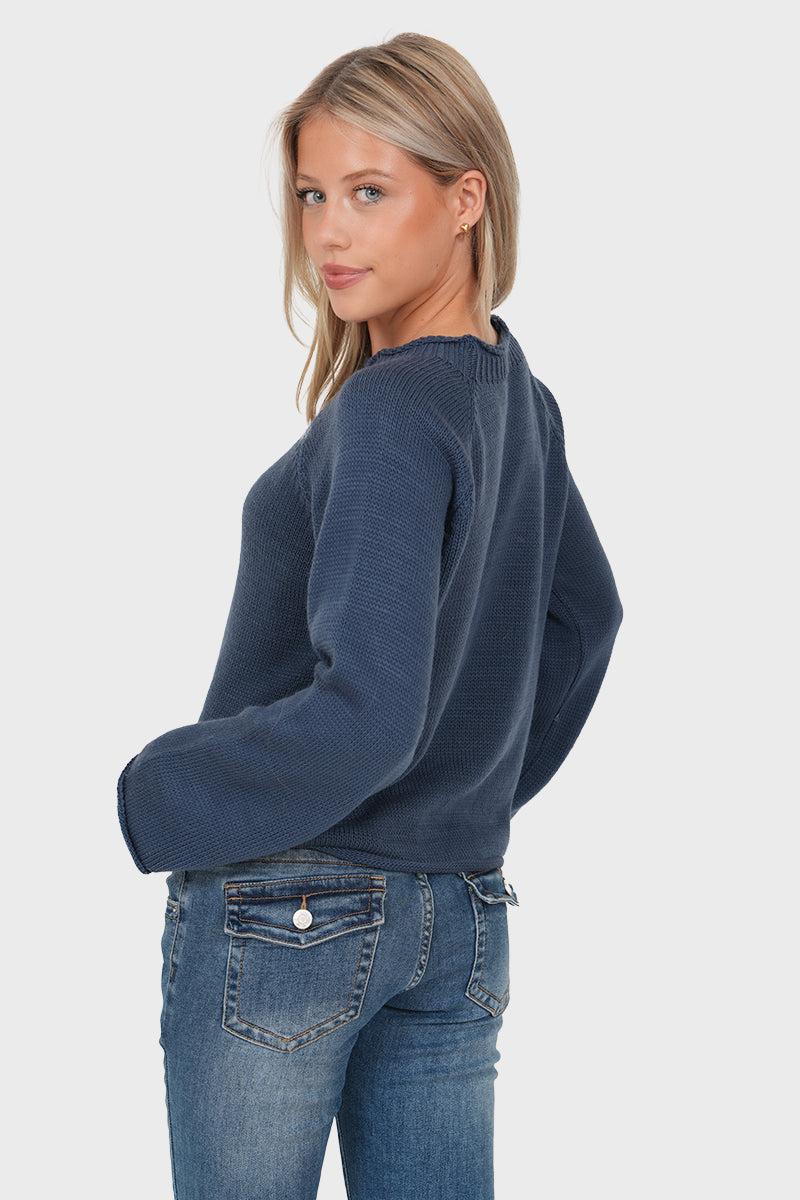 “Swan” sweater navy