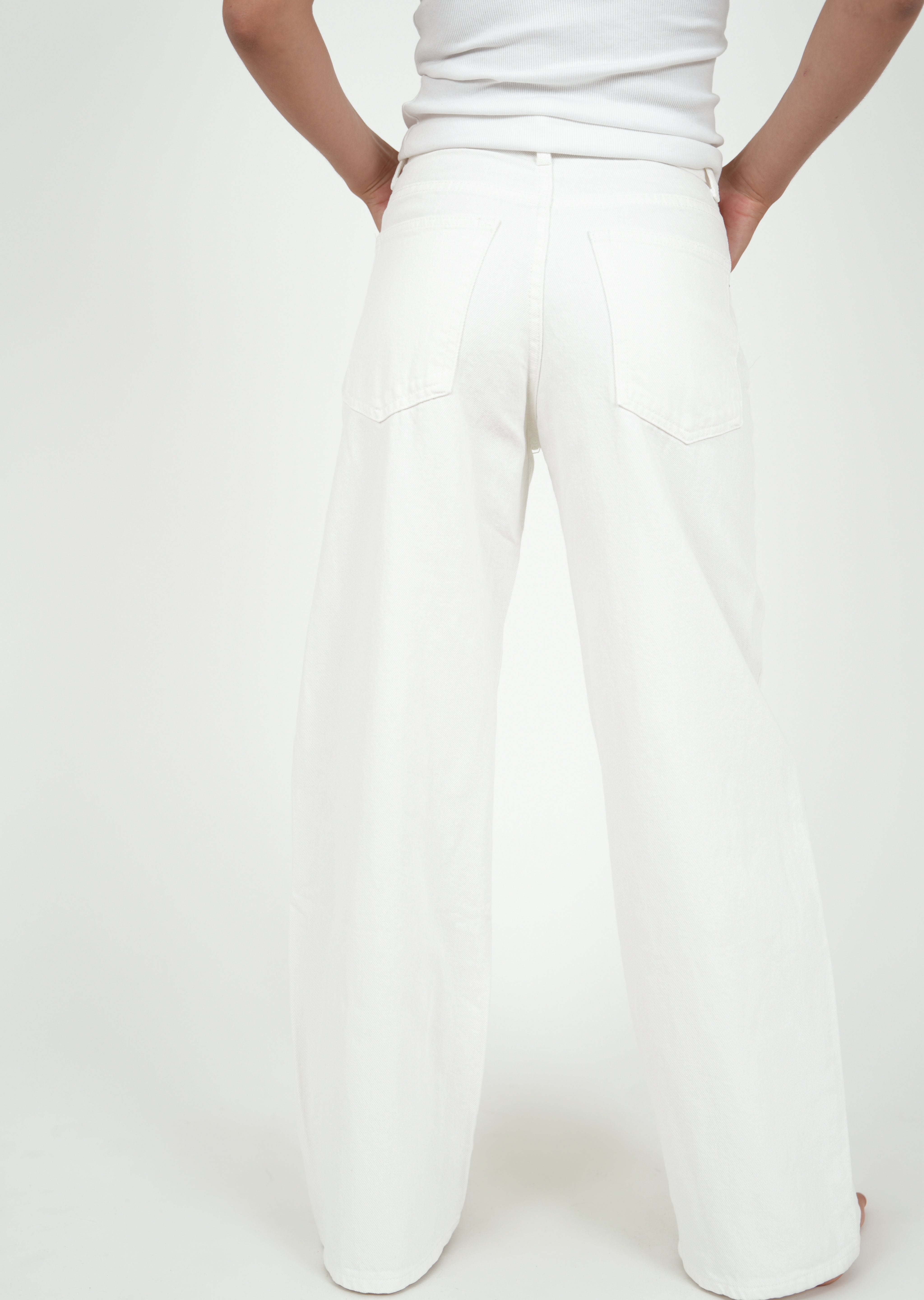 "Wide leg" jeans white