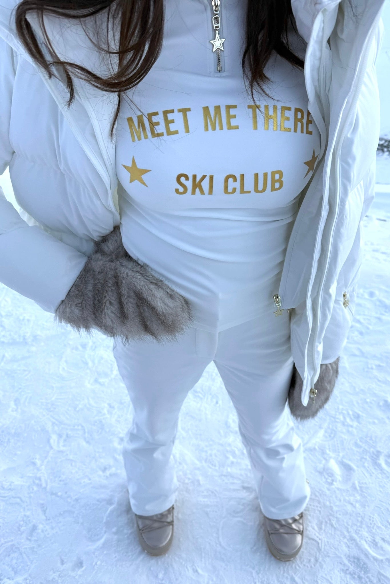 "Ski club" ski pully white