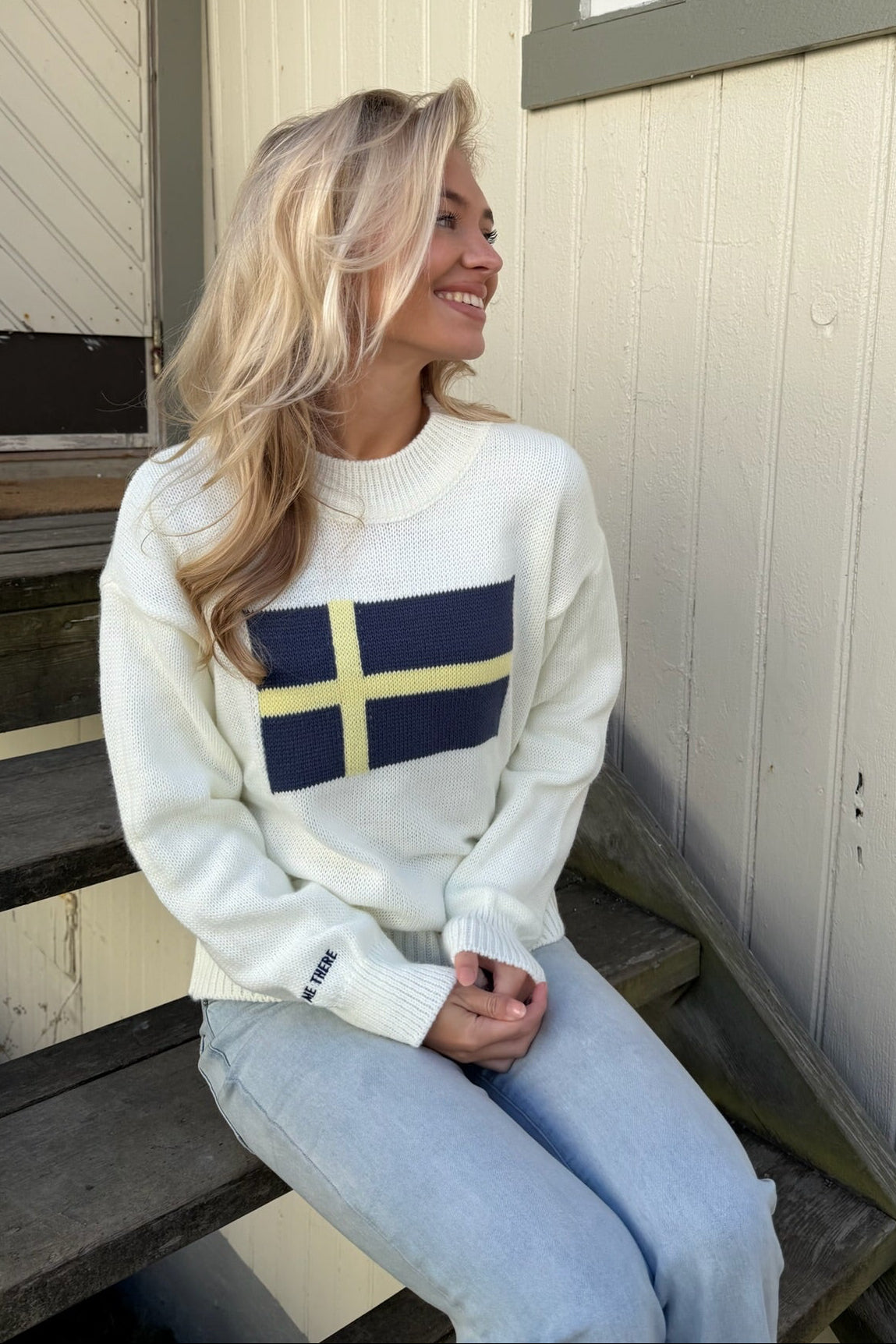 "Sweden” flag sweater white