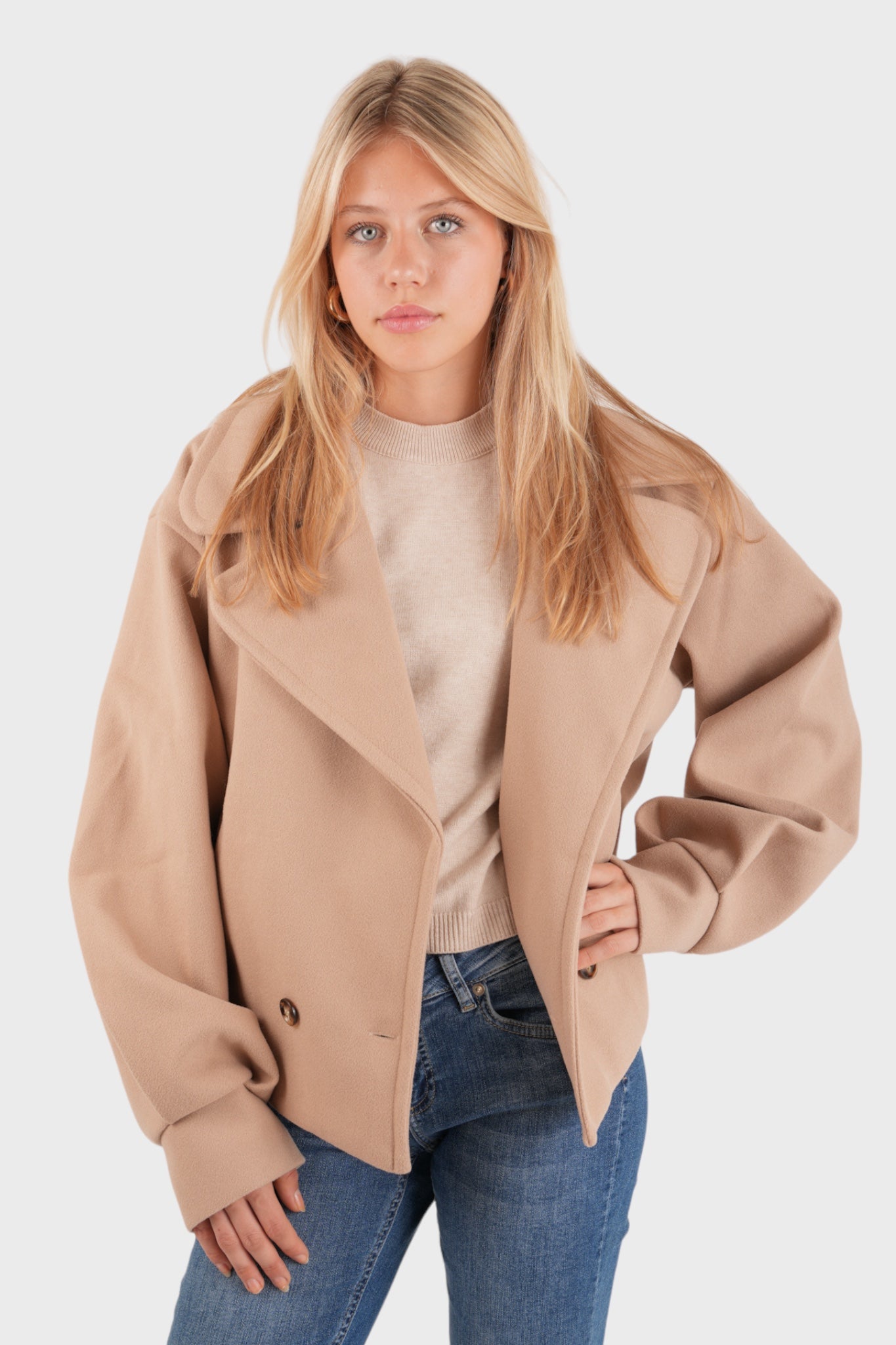 "Fall" coat beige