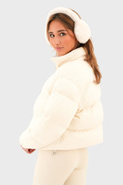 "Koselig" puffer hvit