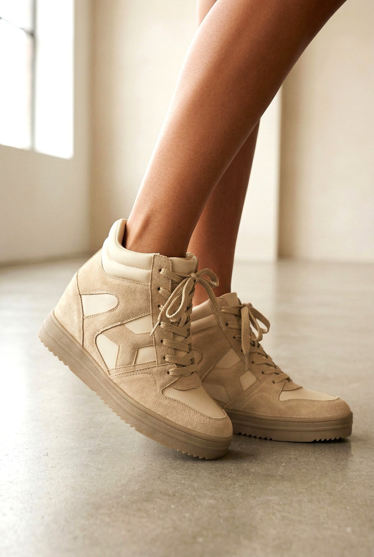 baskets-compensees-femmes-cl105_beige_69d3d034603a2.jpg