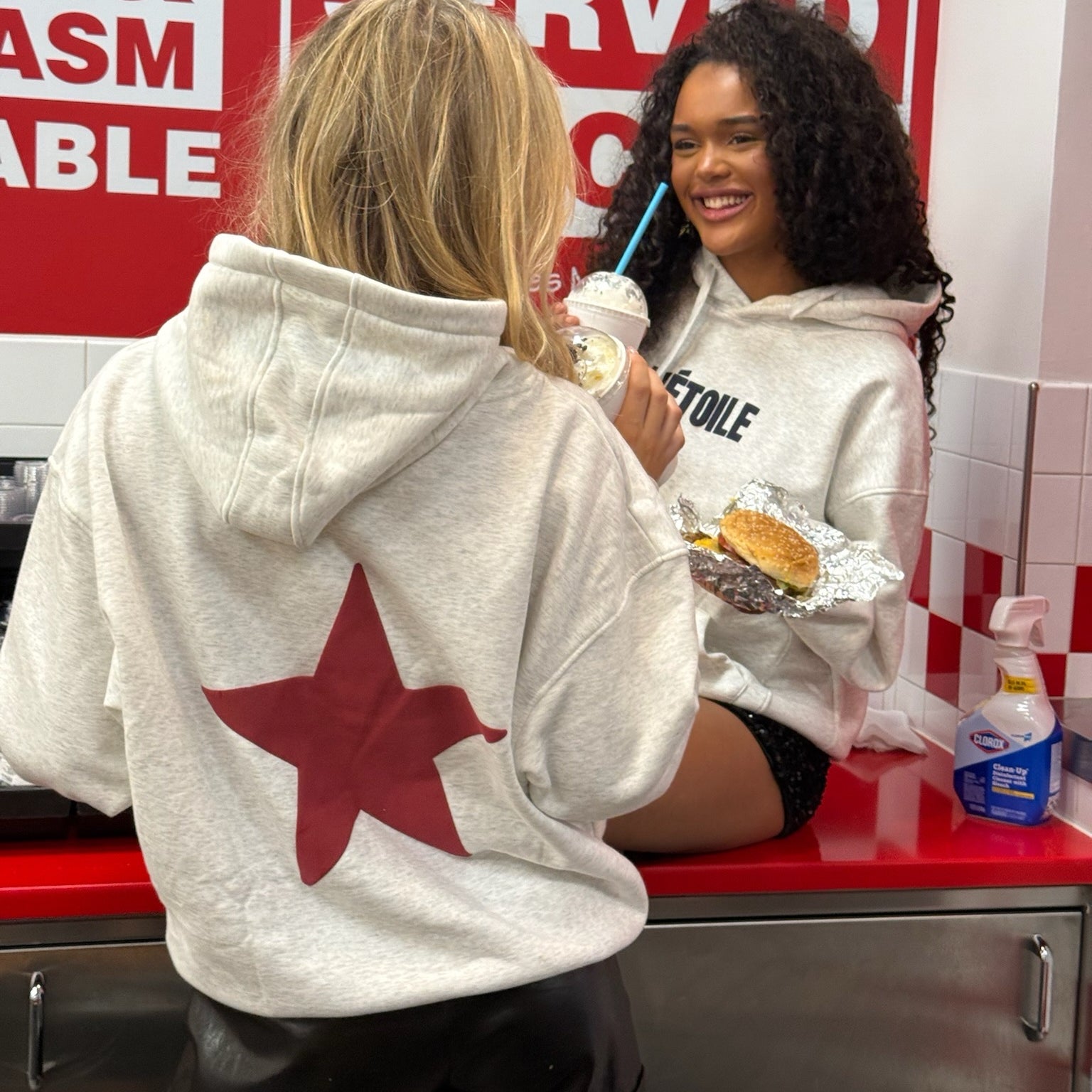 hoodies_7b192d4f-5c93-4d7d-a62b-602df089bbae.jpg