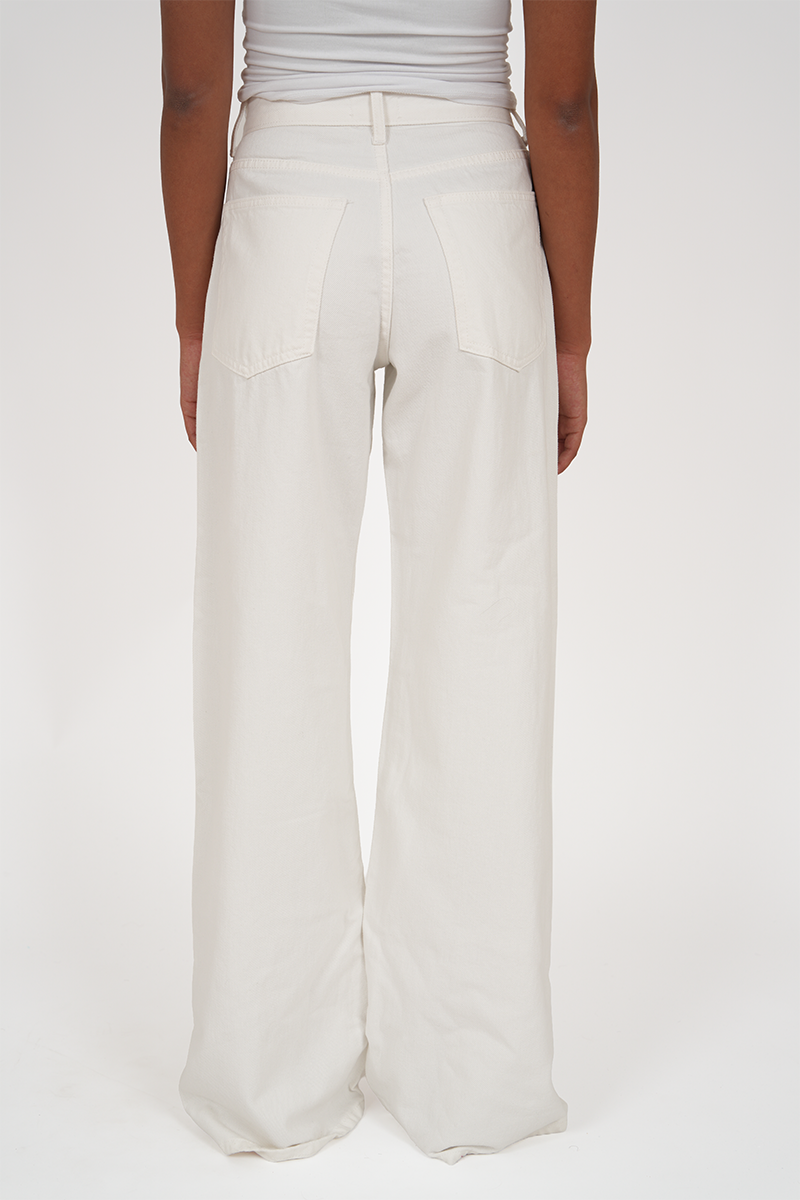 "Wide" leg jeans white tall